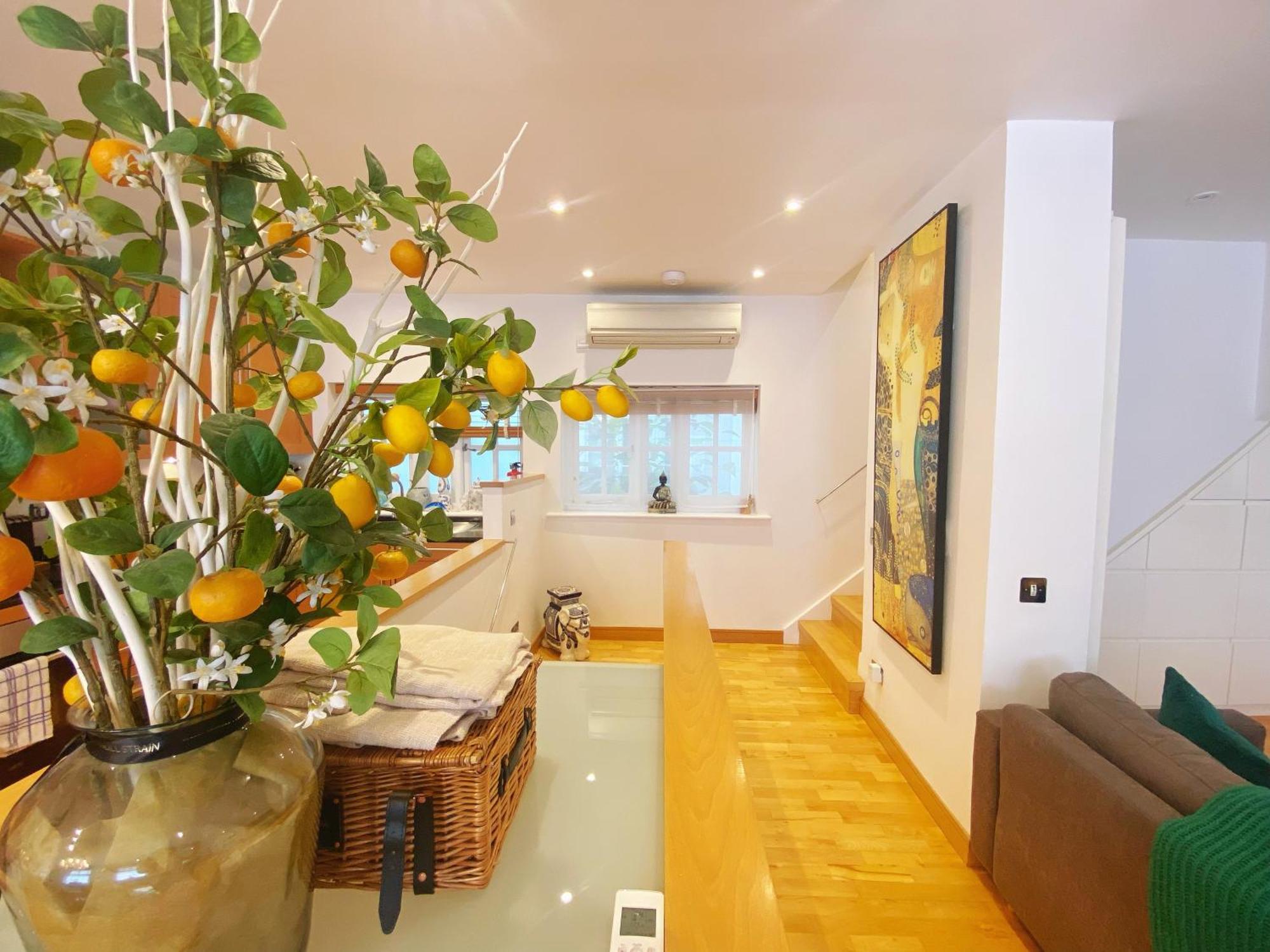 Luxury Belgrave Square Private Mews Townhouse *