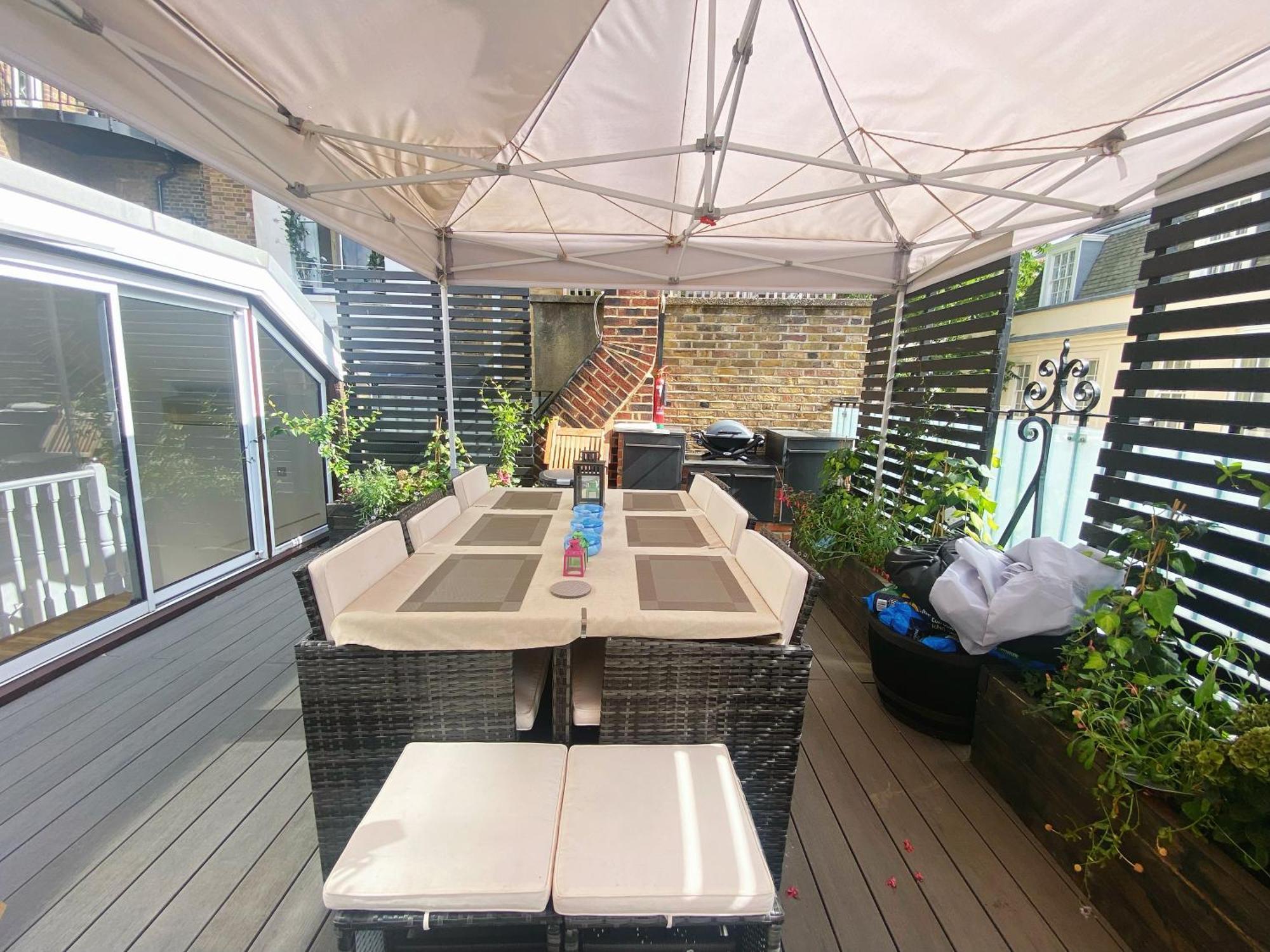 Luxury Belgrave Square Private Mews Townhouse